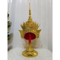 ราคา เศียรครู เทริดโนราห์ มโนราห์ ขนาดครอบ สวมศรีษะ งานสวย ยอดไม้กลึง ปิดทองเค ประดับเพชรกระจก พร้อมฐานไม้อัดสีแดงฟรี หัวโขน (12779321815)
