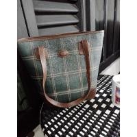 ราคา กระเป๋าโท้ต beanpole มือสอง หนังแท้ (43224762866)