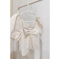 ราคา ส่งต่อ เสื้อแขนตุ๊กตาลายดอกไม้จิ๋จีบหน้า ผ้าดีมาก (40405552743)
