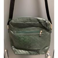 ราคา กระเป๋า สะพายข้าง Crossbody Armani collection 11xสูง9นิ้ว (27116784249)