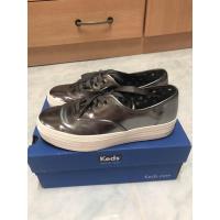 ราคา ส่งต่อ keds รองเท้าผ้าใบเสริมส้น (6149171410)