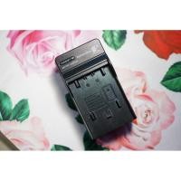 ราคา Sony FP50/70/90 Battery Charger (40403780748)