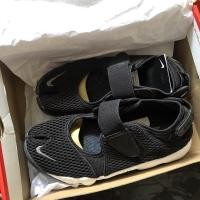 ราคา nike air rift ของแท้ (10104392942)