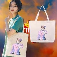 ราคา 2025 GD G-Dragon พิมพ์สไตล์เกาหลีที่เรียบง่ายพกพากระเป๋าผ้า ใบความจุสูง กระเป๋าผ้าใบ (41106660237)