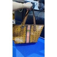 ราคา กระเป๋าสะพายข้างMCMมือสองแท้100% (11159013458)