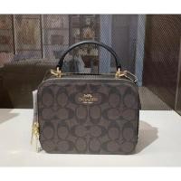 ราคา กระเป๋าโค้ช Coach ทรงกล่อง สวยหรุ ดุแพงมาก สะพายได้ ถือได้ (23019479134)