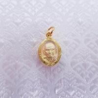 ราคา จี้ หลวงพ่อเงิน พระหลวงพ่อเงิน ชุบทอง วัตถุมงคล เลี่ยมกรอบทอง หุ้มเศษทอง 96.5% (15100697734)