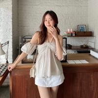 ราคา ส่งต่อ Everymay รุ่น sandy เสื้อปาดไหล่ แขนพอง ผูกคอ (25236962772)
