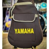 ราคา [โค้ดลด100-] Yamaha กระเป๋ากีต้าร์โปร่ง 41 นิ้ว บุฟองน้ำ กระเป๋า กันกระแทกได้ มีสะพายหลัง/หูหิ้ว มีช่องกระเป๋าหน้า (12343032549)