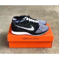 ราคา Nike flyknit racer black (192035208)