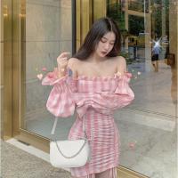 ราคา เดรสเปิดไหล่ ชุดเดรสปาดไหล่ สีชมพู กระโปรงสีชมพู เดรสเซ็กซี่ ไม่มีซิป กระโปรงหวาน เซ็กซี่ มีปลอกแขน ใส่ได้หลายแนว (19024893945)