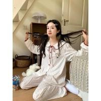 ราคา ชุดนอน แต่งโบว์สีแดงสีขาวลายจุด ผ้านิ่มๆ ใสนอนสบายๆ ชุดนอนปักลายคิตตี้ ชุดนอนเซตเสื้อแขนยาว กางเกงขายาว (27716285362)