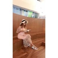 ราคา เดรสยาวลายลูกไม้ สีชมพู มือสอง งานป้ายLove by Kim&Tai (23657762692)