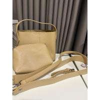 ราคา กระเป๋า uwif mini bucket ครบเซ็ต (40150466913)