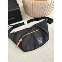 ราคา Anello Mini Shoulder Bag วัสดุผ้าcanvas ทรงคาดอก ปรับสายได้ฟรีไซส์ ด้านหน้ามีช่องเล็กเก็บของ Size: (29270092117)