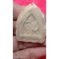 ราคา พระผงหลวงพ่อคูณ รุ่นสร้างโบสถ์ วัดประชุมราษฎร์ ปี2536 เลี่ยมเดิม (22763799666)