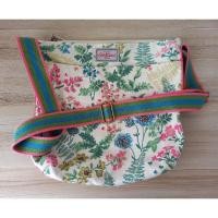 ราคา Cath Kidston กระเป๋าสะพายลายดอก (USED) (17103334747)