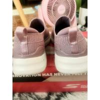 ราคา รองเท้าถนอมเท้า SKECHERS GOWALK6 size 35 สวยมากคะใส่สบายมาก สีเอินโทนใส่แล้วเท้าสบาย ใส่แค่ 1 ครั้ง รองเท้าเบาสบายเท้า (24957163762)