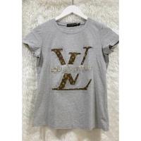 ราคา เสื้อ Louis Vuitton สีเทา ปริ๊นลาย LV สภาพสวย ของแท้ มือสอง (14054722012)