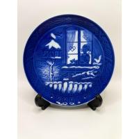 ราคา ROYAL COPENHAGEN DENMARK "FODERBRAETTET" "WATCHING THE BIRDS" 2001 Decorative Plate (44268907683)