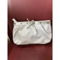 ราคา กระเป๋าเครื่องสำอางค์ YSL ของแท้ (42226606439)