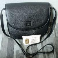 ราคา กระเป๋าสะพายข้าง Burberry (เบอเบอร์รี่) มือสองแท้%สภาพดี (29971294500)