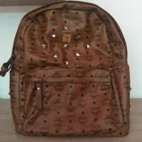 ราคา กระเป๋าเป้ mcm มือสอง สภาพดี (628180357)