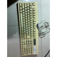 ราคา 1/4 คีย์บอร์ด ps2 ด้านหลังตำหนิเหลืองSUH(เอสยูเอช) model-107DYW20-100 มือสอง,คีย์บอร์ด เอสยูเอช หัวกลม ps2 รุ่นเก่า มือ2 (29412150588)