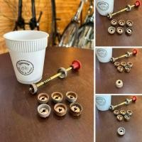 ราคา ตะเกียงเจ้าพายุ: ชุดประกับหนังสูบลมทองเหลือง ตะเกียงเจ้าพายุ Butterfly ตราผีเสื้อ (22284724259)