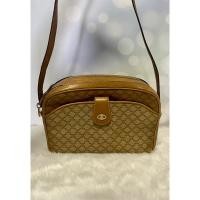 ราคา CELINE Vintage Crossbody Bag แท้ % (19182185971)