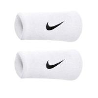 ราคา NIKE ปลอกแขนท่อนล่างซับเหงื่อ SWOOSH DOUBLEWIDE WRISTBANDS ตัวเลือกสี (21413604732)