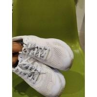 ราคา Hoka clifton 6 size42 (4063963936)
