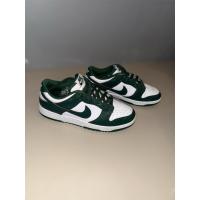 ราคา Nike Dunk Low Varsity Green White (40408595183)