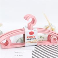 ราคา ไม้แขวนเสื้อผู้ใหญ่ พลาสติก สีหวานใส แพค 5 ชิ้น (คละให้ค่ะ) (22751222229)