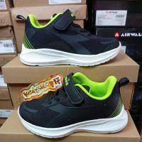 ราคา Diadora Cordura รองเท้าวิ่งเด็ก Jr สีดําของแท้ (27626721773)