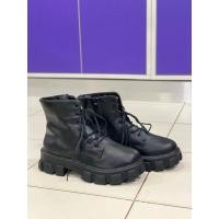 ราคา รองเท้าบูทข้อสั้นสีดำหน้าเชือก (28231367890)