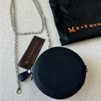ราคา ♠️ ส่งต่อ ของใหม่ ♠️ กระเป๋าหนังสีดำ สะพายข้าง ทรงกลม แบรนด์ Me Phenomenon รุ่น Macaron SH หนังแท้ (25496494634)