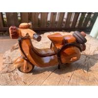 ราคา โมเดลรถเวสป้าไม้ ตัวถังรถทำจากไม้สัก ขนาดยาว15cm สูง 10cm1คัน (29231881727)