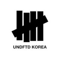 ราคา [CLEARANCE!] เสื้อยืดแขนสั้น Undefeated Classic (29583245095)