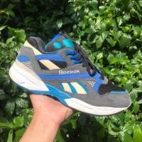 ราคา รองเท้ามือสองReebok pump เบอร์39 (2310775864)