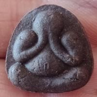 ราคา หลวงปู่เกลี้ยง วัดเนินสุทธาวาส (3442648571)