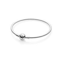 ราคา Used Pandora silver bangle bracelet size 19 (ของแท้) (15895512374)