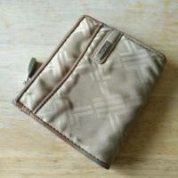 ราคา กระเป๋าสตางค์ Tumi แท้ ข้างนอกสภาพค่อนข้างเยิน แต่ข้างในสภาพดี (เงินส่วนหนึ่ง นำไปช่วยเหลือหมาแมวจรค่ะ) (634006787)