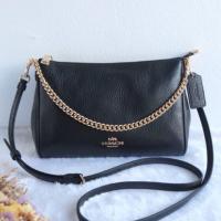 ราคา พร้อมส่ง กระเป๋า COACH CARRIE CROSSBODY (1086079740)