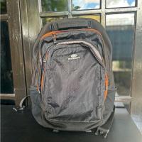 ราคา กระเป๋ามือสอง กระเป๋าเป้มือสอง กระเป๋าเป้มือสอง กระเป๋าเป้ Eiger มือสอง สีดําส้ม พร้อมที่สําหรับใส่แล็ปท็อป (42308768237)