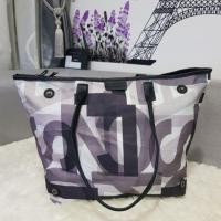 ราคา Calvin Klein แท้ ทรงช็อปปิ้ง (2655760339)