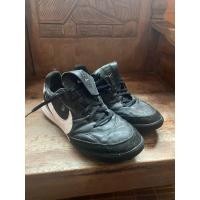 ราคา รองเท้าร้อยปุ่ม หญ้าเทียม nike premier ไซส์ 255/40.5 (29823667778)