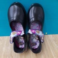 ราคา รองเท้านักเรียนหญิง รองเท้านักเรียนสีดำ (3241147050)