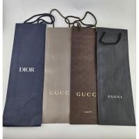 ราคา ถุงกระดาษแบรนด์เนมของแท้ Gucci, Dior สำหรับใส่เนคไท (26129046308)