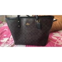 ราคา กระเป๋า Coach รุ่น tote 16 นิ้ว (2338765359)